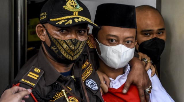herry wirawan
