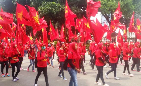 43209_09070701052016_buruh_lewat